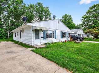 2742 Packard Dr, Lorain, OH 44055
