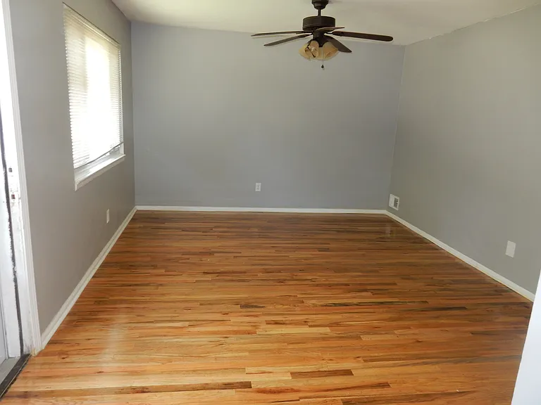 6342 Harold St — Photo 10