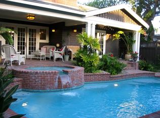 1327 8th St, Coronado, CA 92118