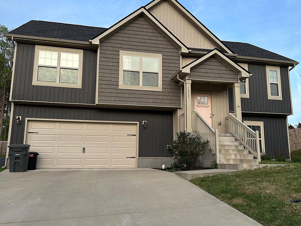1st image of 1377 Sussex Dr