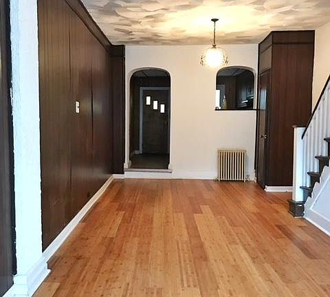 2nd image of 1241 E Moyamensing Ave