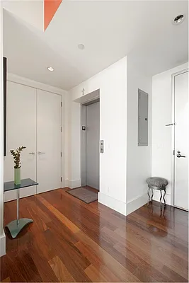 Sold by HomeDax Real Estate | media 15