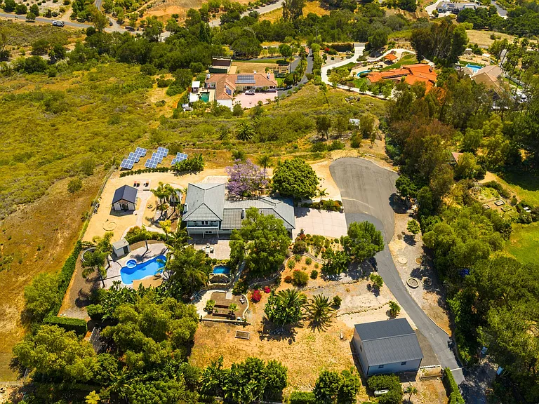 20063 Elfin Forest Ln — Photo 52