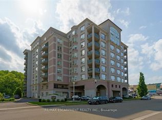 4000 Creekside Dr #703, Hamilton, ON L9H 7S9