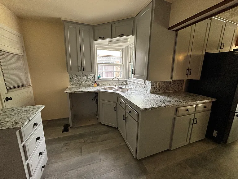 823 N Oswego Ave — Photo 7