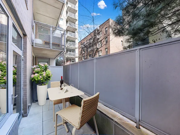 225 East 34th Street image 9 of 14