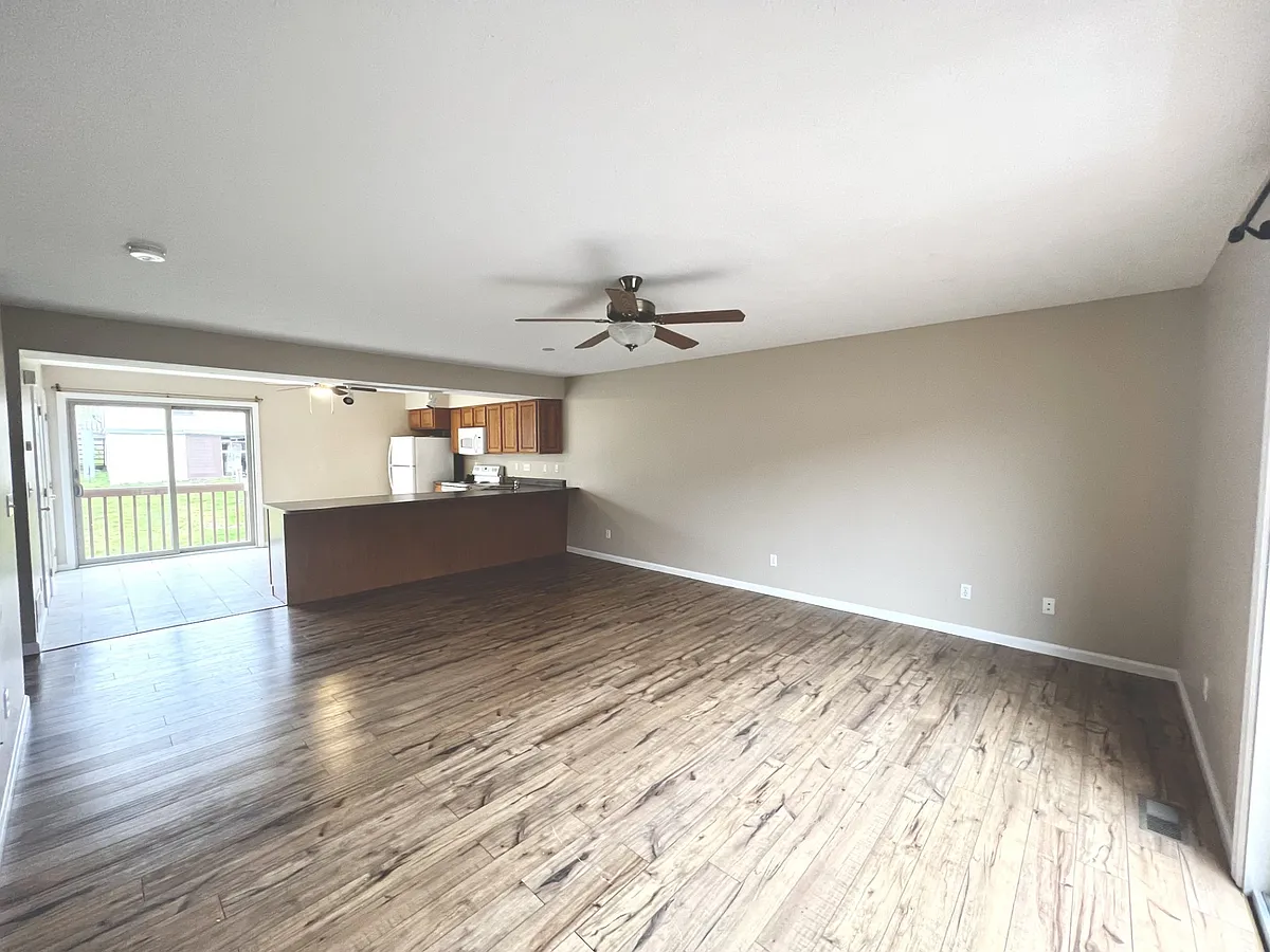Building Photo - 12 Sunridge Dr