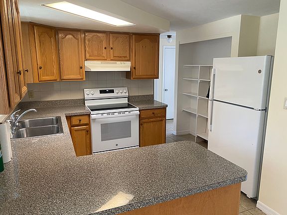 3rd image of 1203 Brightwell Dr