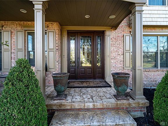 5th image of 7041 Yankee Estates Dr