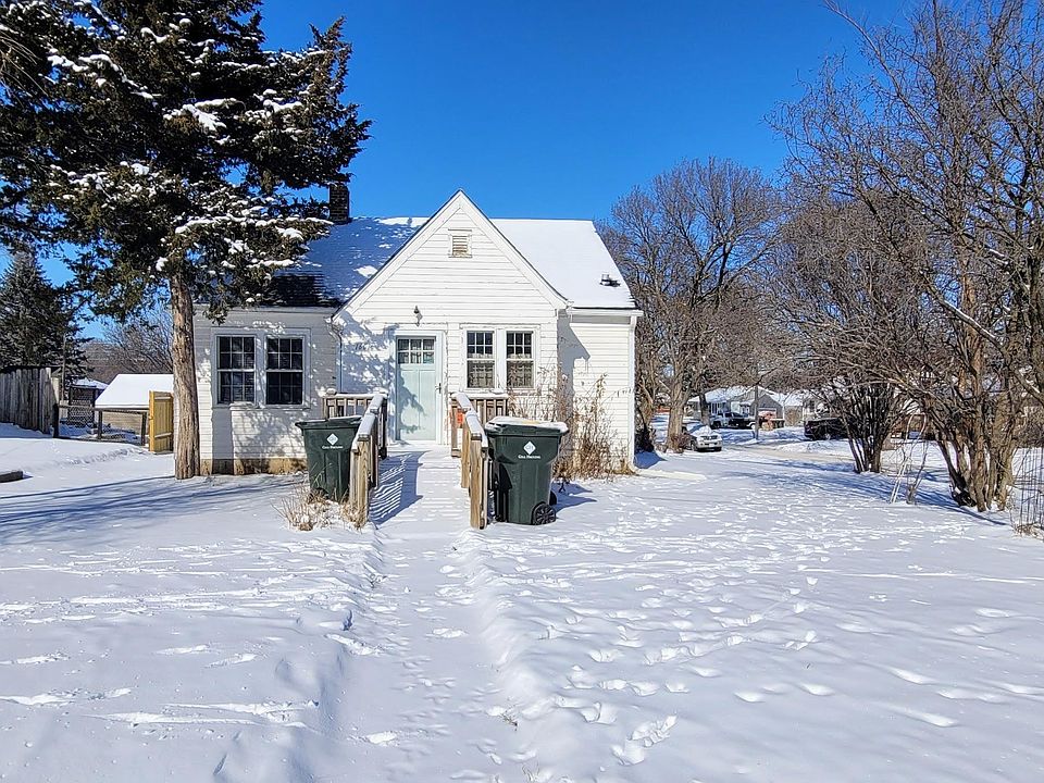 1st image of 1601 W 26th St