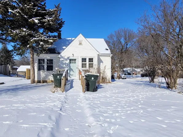 1601 W 26th St, Sioux City, IA 51103