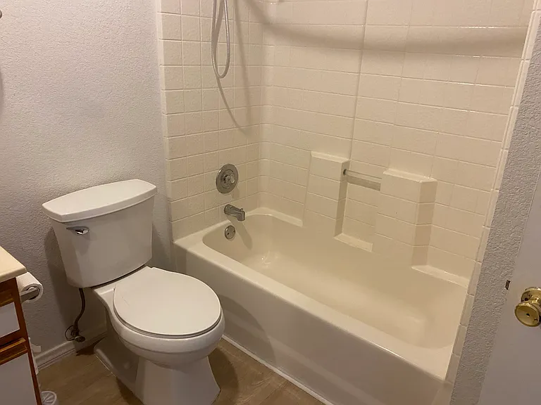 1312 Capri Dr #202 — Photo 12