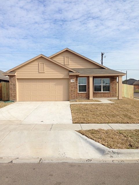 1st image of 3202 Shallow Creek Dr