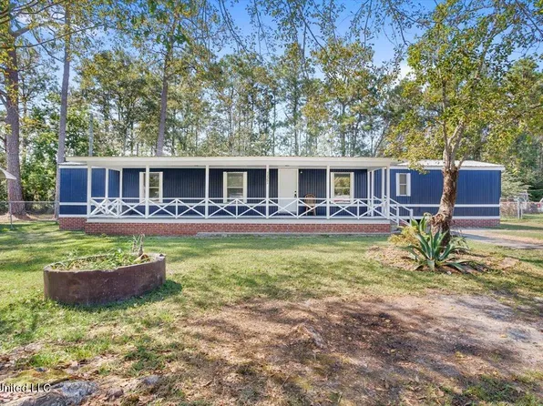 12351 Salisbury Rd, Gulfport, MS 39503