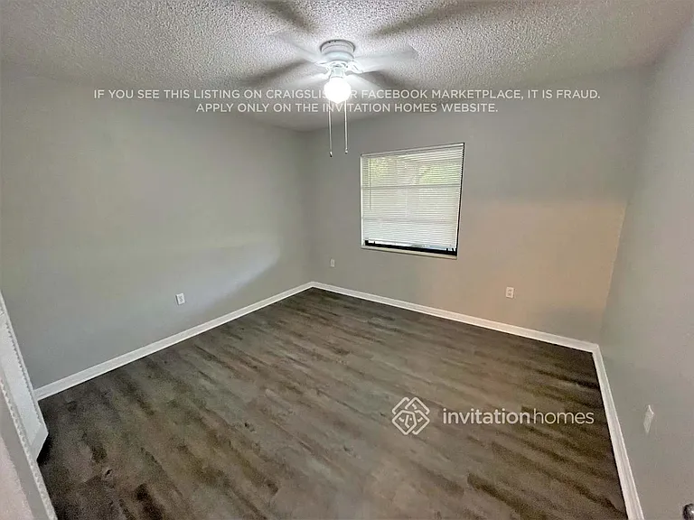 21224 Alderson Ave — Photo 10