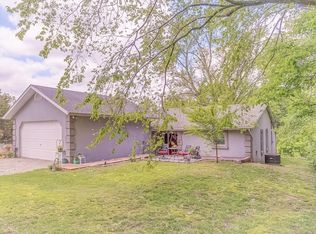 2862 Saeger Rd, Millstadt, IL 62260