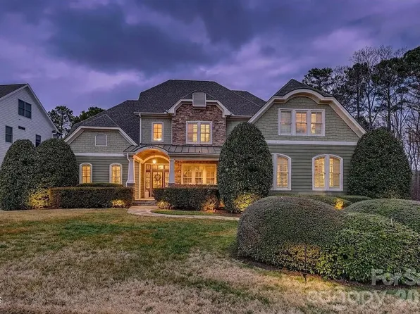 8220 Green Hope School Rd, Cary, NC 27519