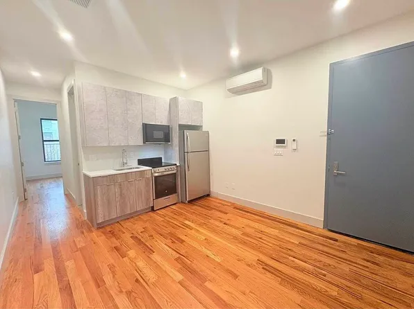 1300 Halsey Street image 1 of 11