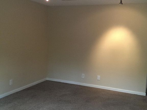 Spacious living room