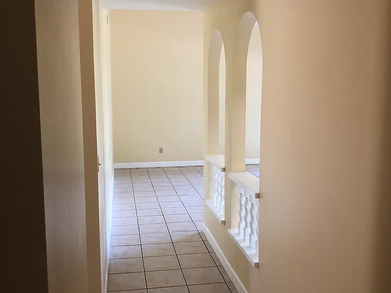 15730 Gardenside Ln — Photo 10