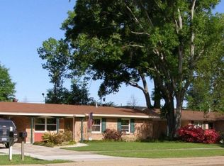 1977 McQuaid Dr, Baton Rouge, LA 70810