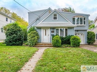 91 Delaware Ave, Metuchen, NJ