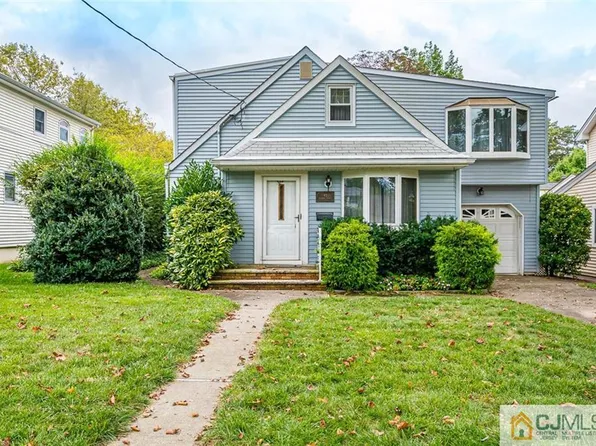 91 Delaware Ave, Metuchen, NJ 08840
