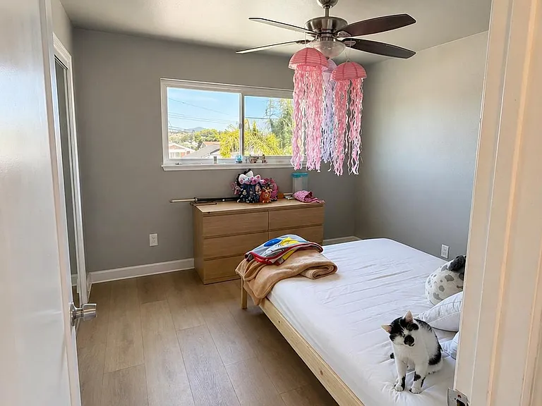 365 Los Reyes Dr — Photo 4