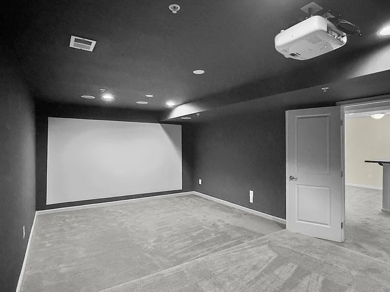 10185 Warfield St — Photo 18