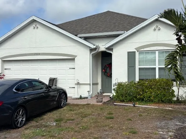 1933 SE 1st Ter, Cape Coral, FL 33990