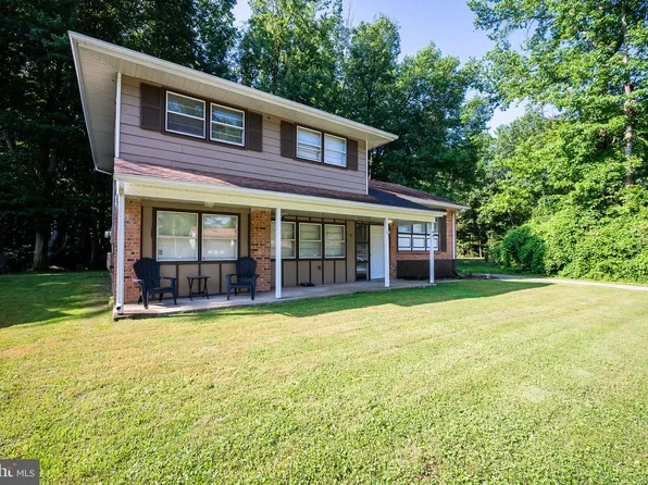 44 Cornwall Dr, Newark, DE 19711