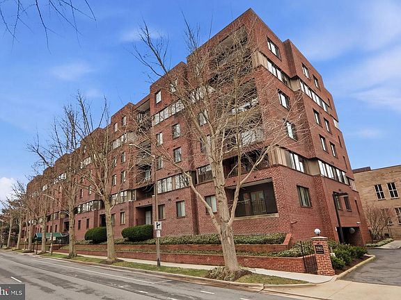3rd image of 1600 Prince St APT 501