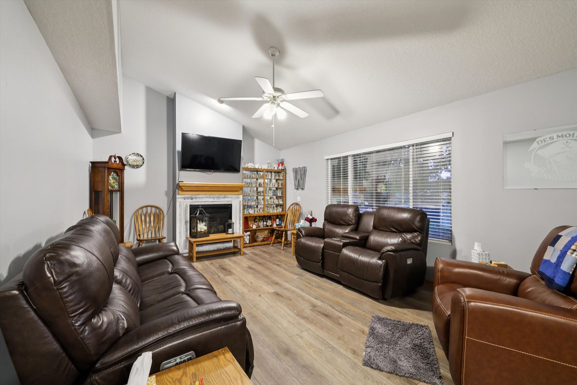 next background image