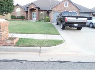 10616 NW 41st St, Yukon, OK 73099