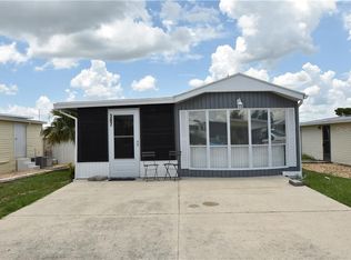 307 Golf Crest Ln, Davenport, FL 33837