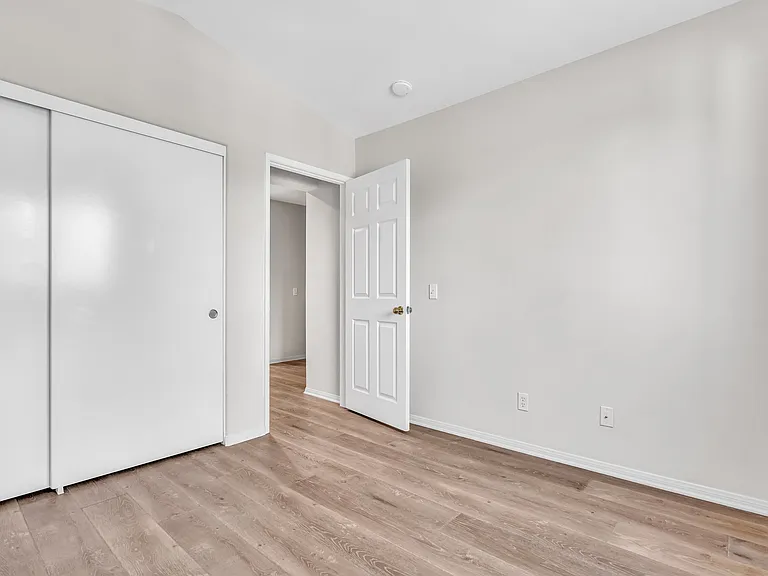 315 Westlake Vista Ln — Photo 29