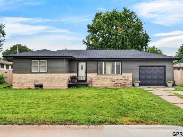 408 N 27th St, Ashland, NE 68003