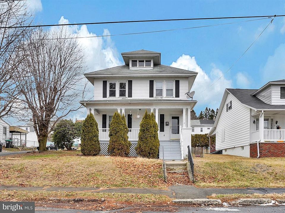 1st image of 517 W Washington St