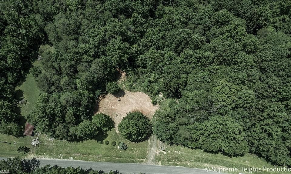 1st image of 300 Bear Branch Trl