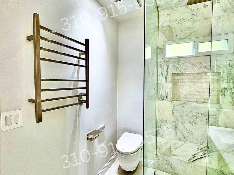 3160 S Barrington Ave #104 — Photo 8