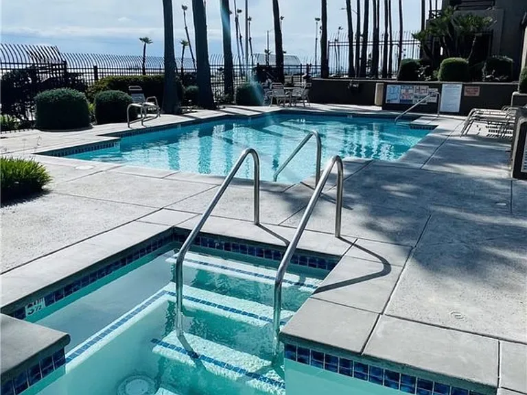 1200 Pacific Coast Hwy #415 — Photo 33