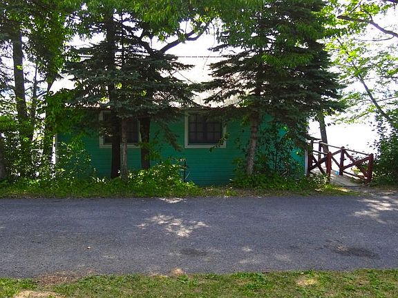 3rd image of 5895 Vineyard Road Ext