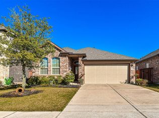 19238 S Cottonwood Green Ln, Cypress, TX 77433