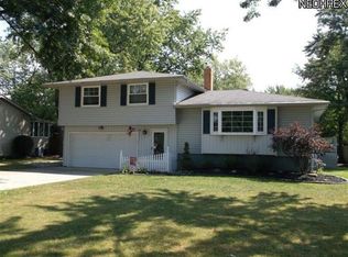 8415 Lincolnshire Blvd, Strongsville, OH 44149