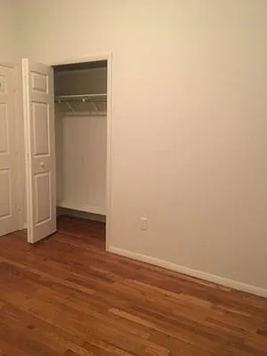 Rented by LDMI Realty Group LLC | media 12