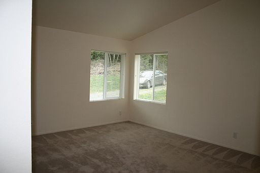 4th image of 6116 115th St NW