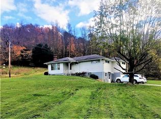 302 Fairground Rd, Kittanning, PA 16201