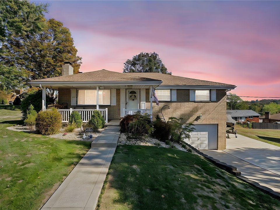 1st image of 5 Cheryl Dr