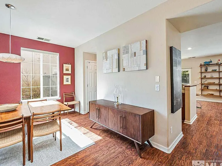 570 Little Sorrel Ct — Photo 3