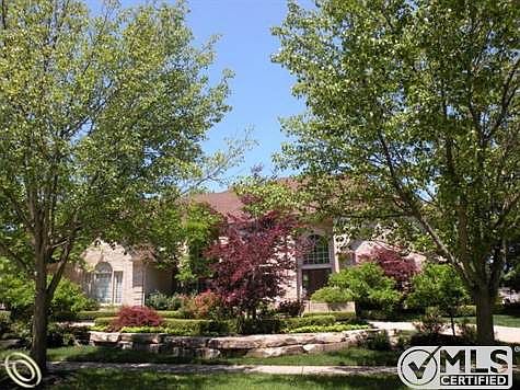 Welcome To 2344 Tall Oaks Drive
